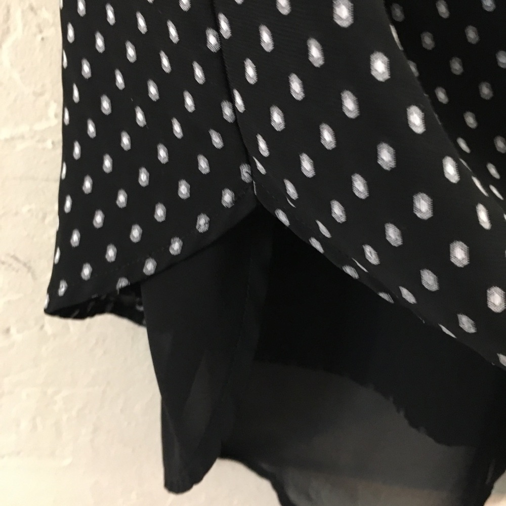 Loft Polka Dot Flutter Sleeve Blouse Large Black Office Work Wear Business - Picture 6 of 9